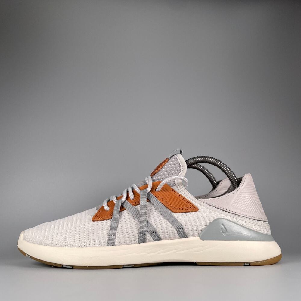 OluKai Mio Li Men's 8.5 Gray White Lightweight Athletic Shoes Casual Sneaker GUC